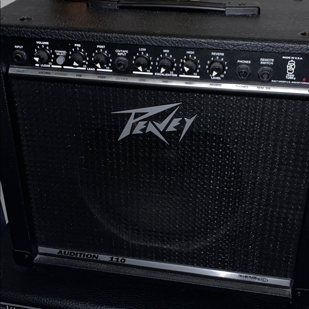 PEAVEY Guitar Amp